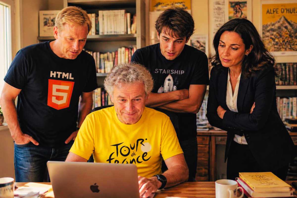 Der Autor findet mit seinen Protagonisten Jonas, Deniz und Miriam die Lösung